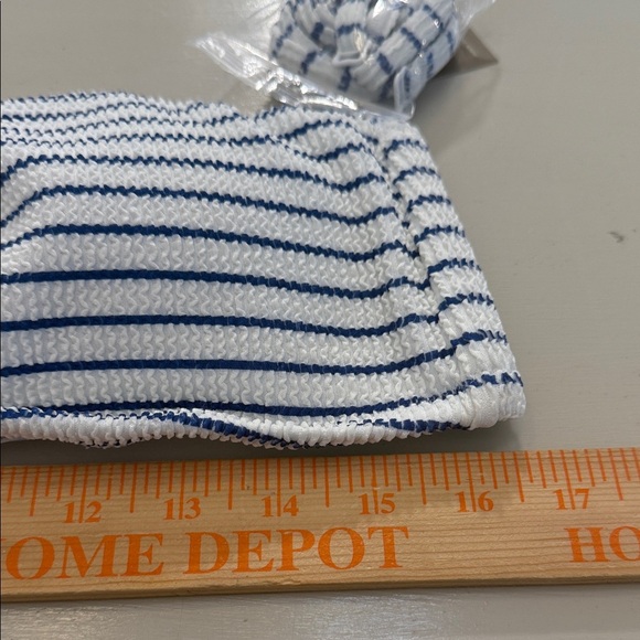 J. Crew Bandeau scrunchie bikini top with O-ring Size L - Picture 7 of 10